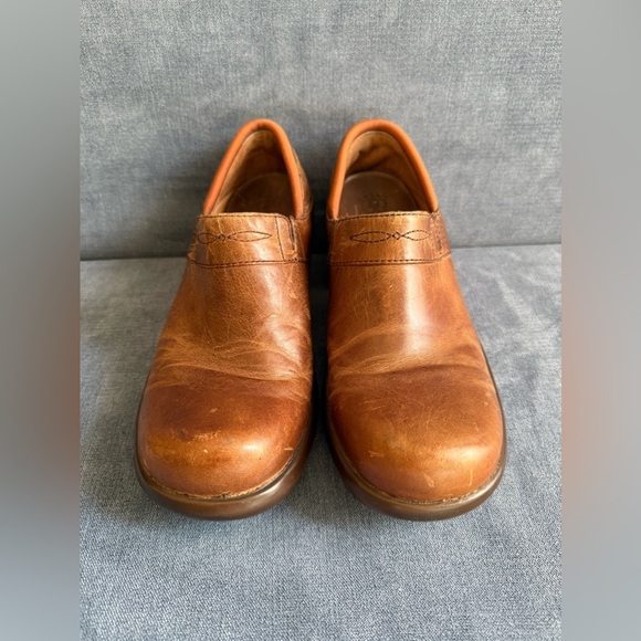 Ariat Womens Santa Cruz Comfort Non Slip Nurse Clogs Slip On 6.5 Brown Leather - Picture 2 of 7